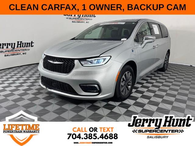 2022 Chrysler Pacifica Hybrid