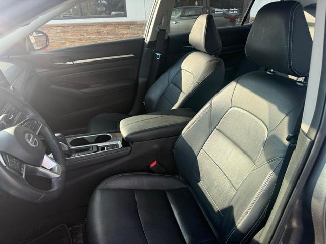 Photo of 2020 Gun Metallic Nissan Altima