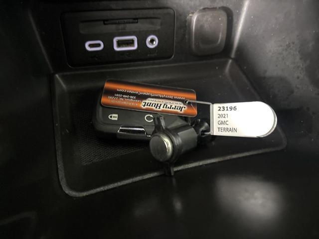 Photo of 2021 White Frost Tri-Coat GMC Terrain