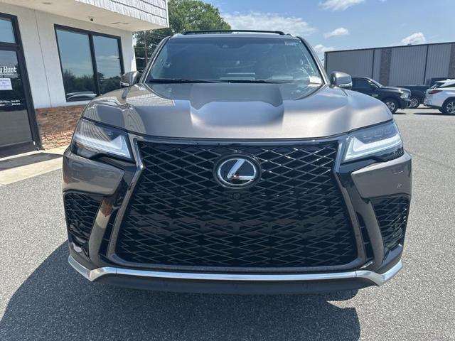 Photo of 2023 MANGANESE LUSTER Lexus LX 600