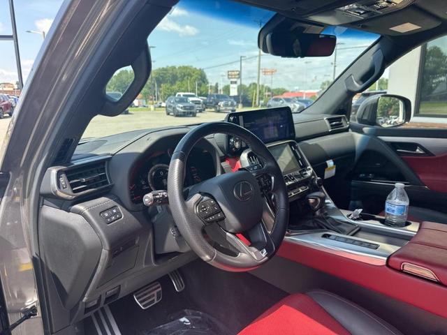 Photo of 2023 MANGANESE LUSTER Lexus LX 600