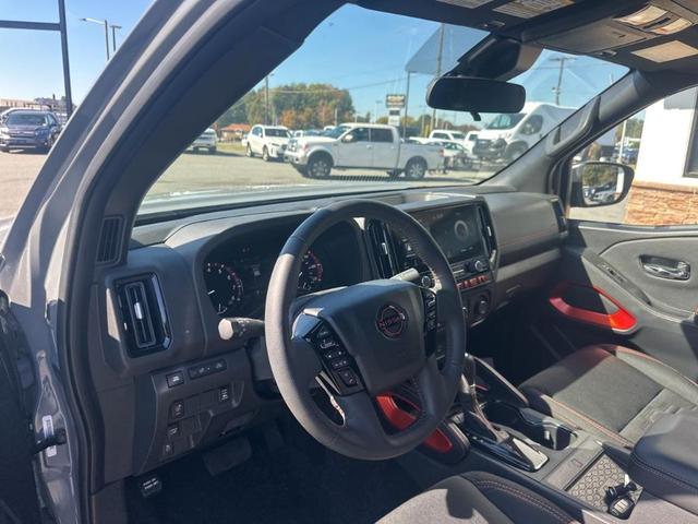 Photo of 2025 Boulder Gray Metallic Nissan Frontier