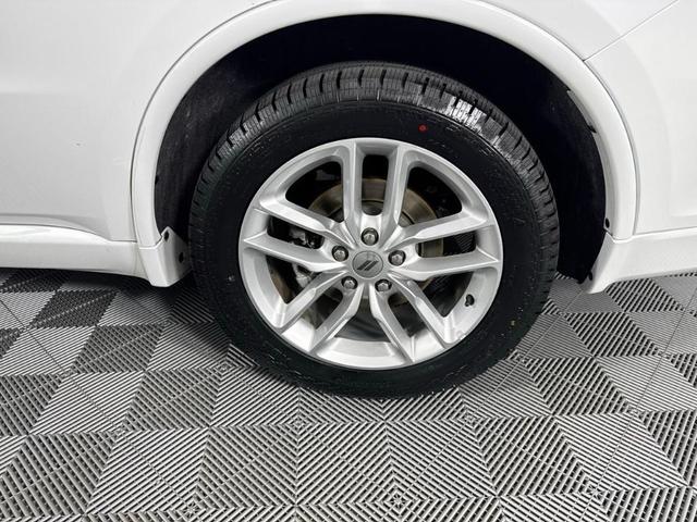 Photo of 2023 White Knuckle Clearcoat Dodge Durango