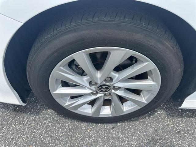 Photo of 2024 White Toyota Camry