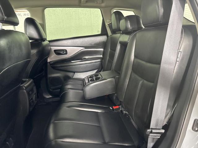 Photo of 2024 Boulder Gray Metallic Nissan Murano