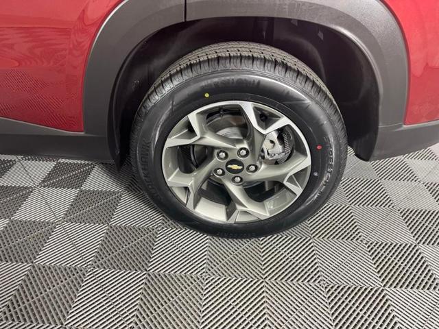 Photo of 2024 Crimson Metallic Chevrolet Trax