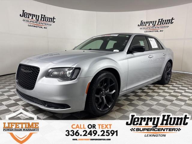 2021 Chrysler 300
