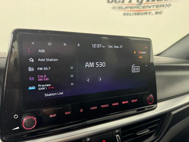 Photo of 2024 Snow White Pearl Kia Forte