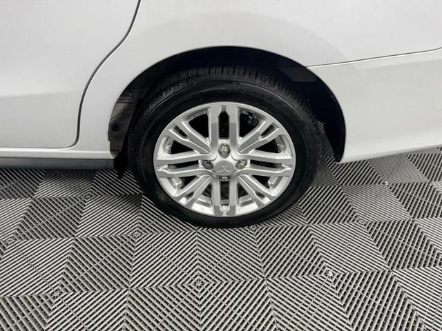 Photo of 2024 White Mitsubishi Mirage G4