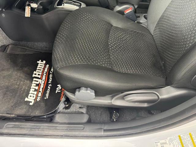 Photo of 2024 White Mitsubishi Mirage G4