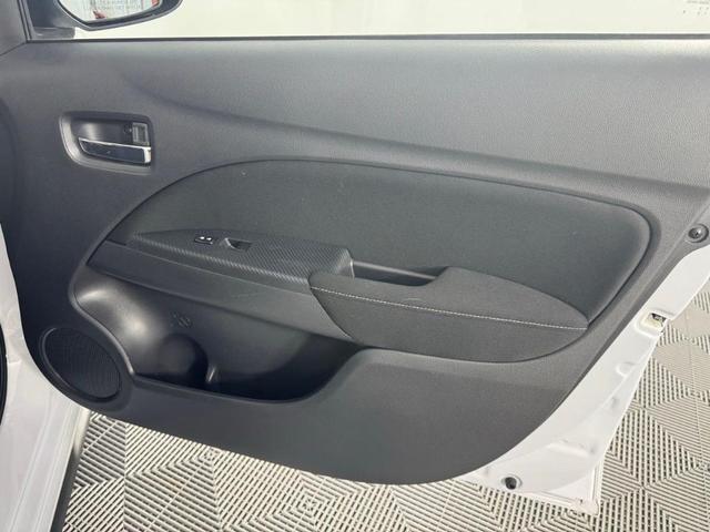 Photo of 2024 White Mitsubishi Mirage G4