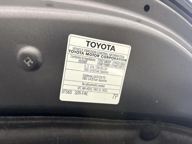 Photo of 2020 Gray Toyota C-HR