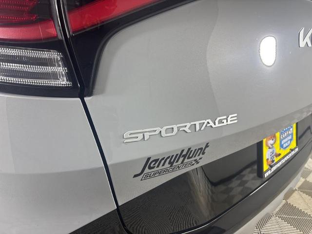 Photo of 2025 Wolf Gray Kia Sportage