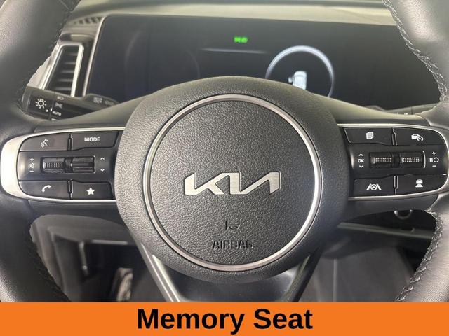 Photo of 2025 Wolf Gray Kia Sportage
