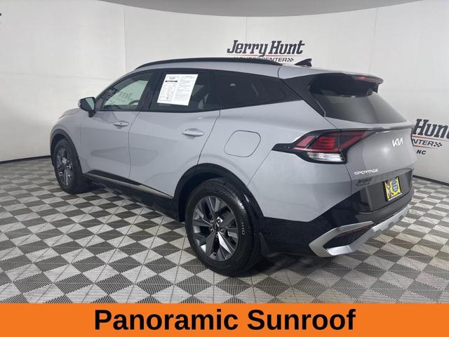 Photo of 2025 Wolf Gray Kia Sportage