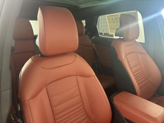 Photo of 2025 Wolf Gray Kia Sportage