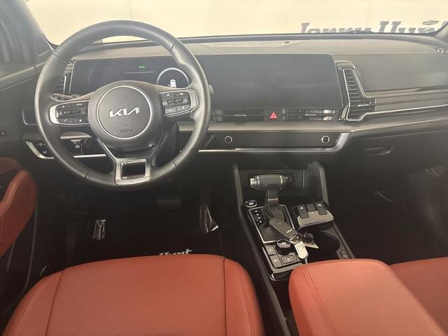 Photo of 2025 Wolf Gray Kia Sportage