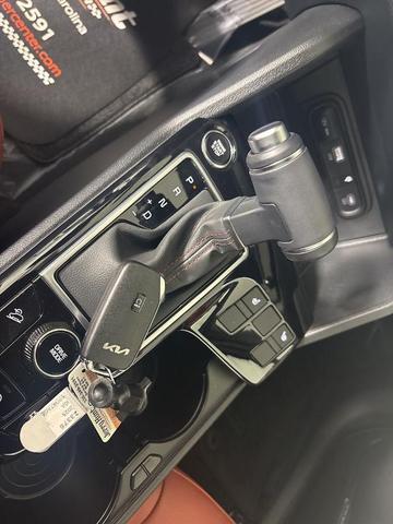 Photo of 2025 Wolf Gray Kia Sportage