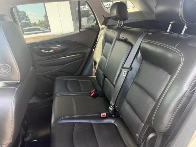 Photo of 2022 Ebony Twilight Metallic GMC Terrain