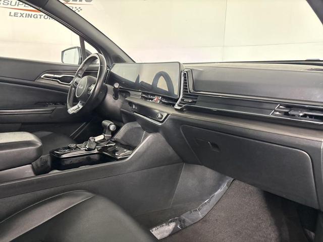 Photo of 2023 Wolf Gray Kia Sportage