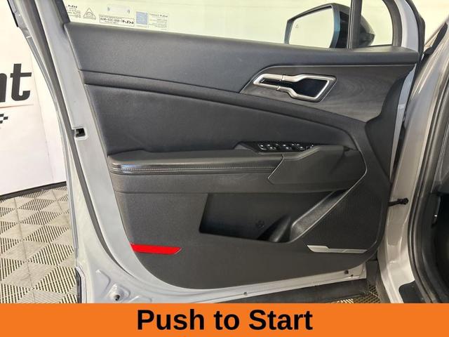 Photo of 2023 Wolf Gray Kia Sportage