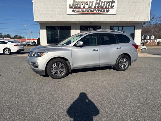 2017 Nissan Pathfinder