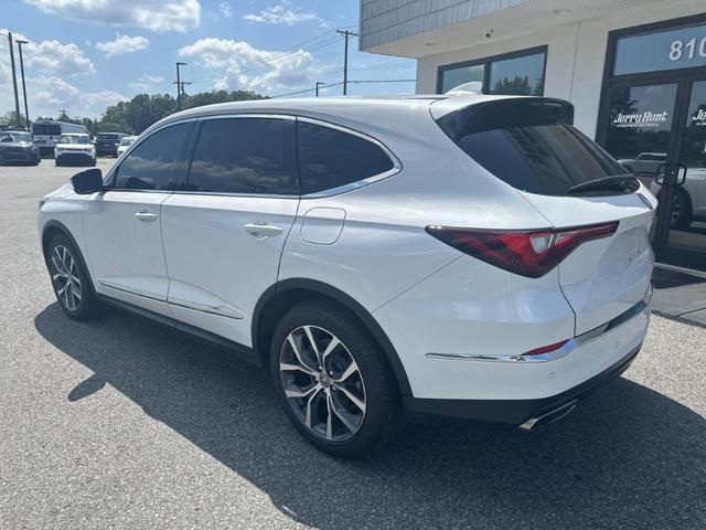 Photo of 2023 White Acura MDX