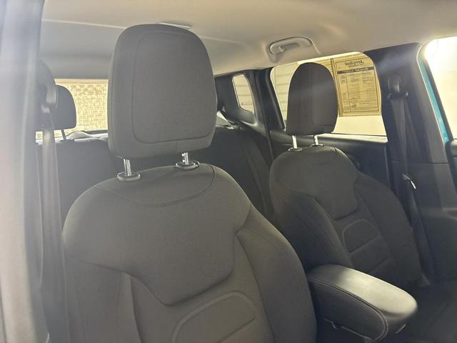 Photo of 2022 Metallic Jeep Renegade