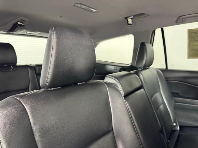 Photo of 2018 Pearl White Honda Pilot
