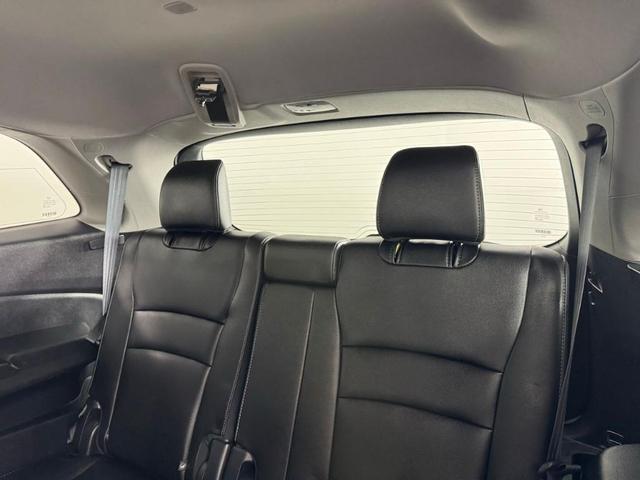 Photo of 2018 Pearl White Honda Pilot