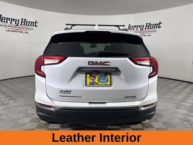 Photo of 2024 White Frost Tri-Coat GMC Terrain