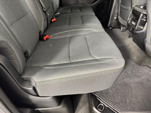 Photo of 2024 Billet Silver Metallic Clearcoat RAM 1500