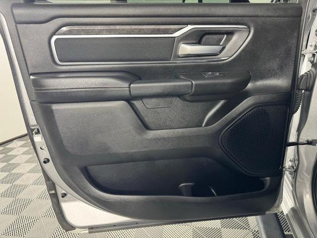 Photo of 2024 Billet Silver Metallic Clearcoat RAM 1500