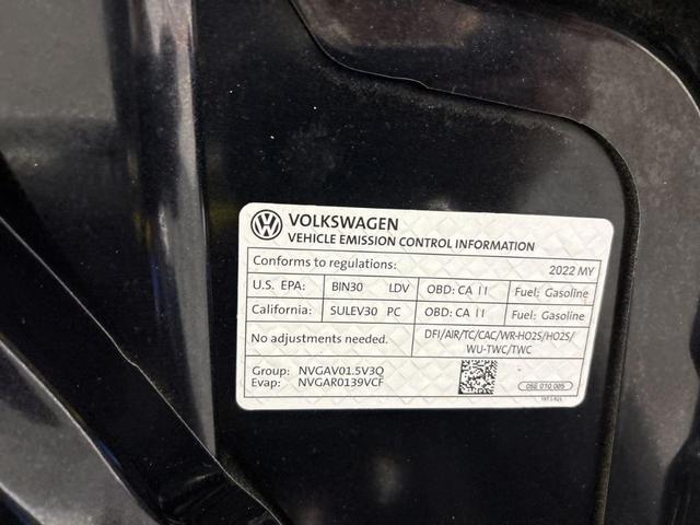 Photo of 2022 Deep Black Pearl Effect Volkswagen Taos