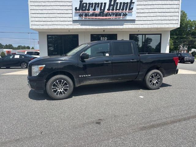 2022 Nissan Titan