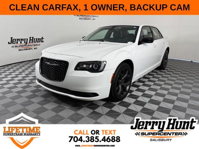 2022 Chrysler 300