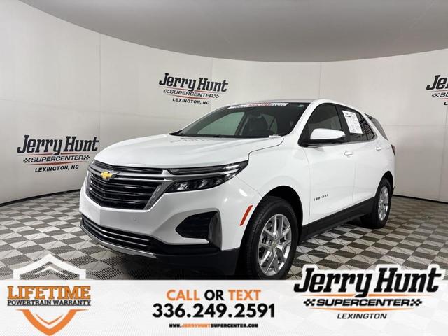 Photo of 2024 Summit White Chevrolet Equinox