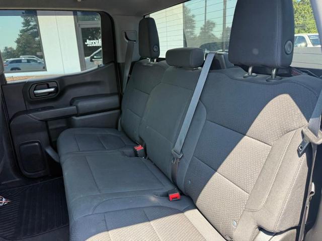 Photo of 2021 Silver Ice Metallic Chevrolet Silverado 1500