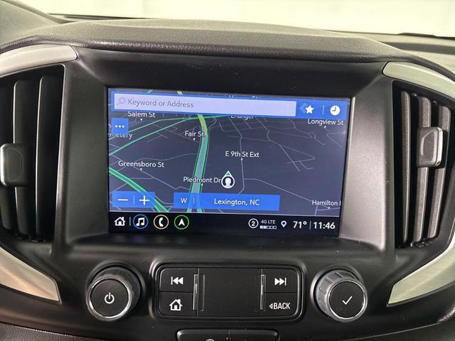 Photo of 2022 Summit White GMC Terrain