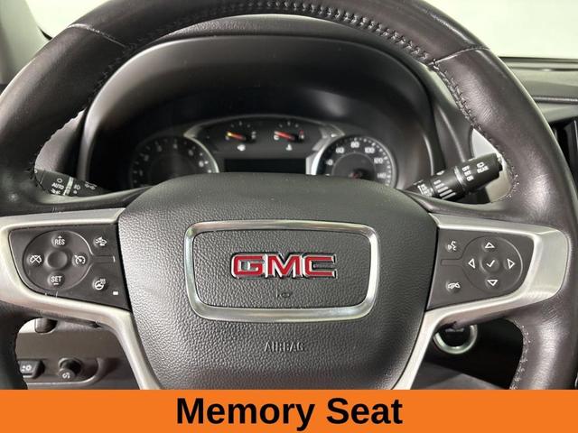 Photo of 2022 Summit White GMC Terrain