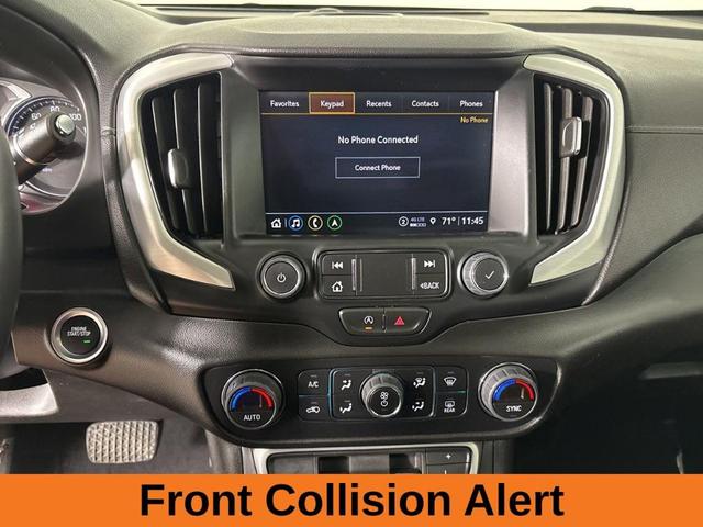 Photo of 2022 Summit White GMC Terrain