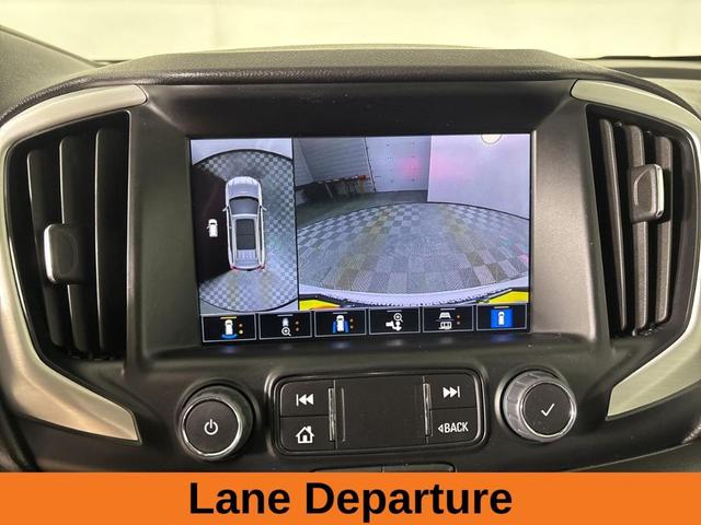 Photo of 2022 Summit White GMC Terrain