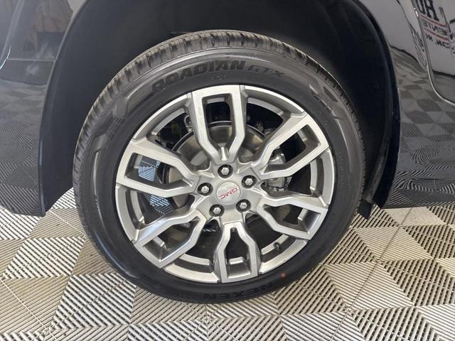 Photo of 2022 Ebony Twilight Metallic GMC Terrain