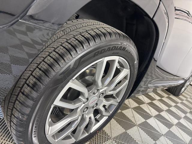 Photo of 2022 Ebony Twilight Metallic GMC Terrain