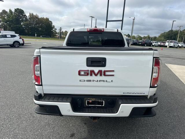 Photo of 2019 Summit White GMC Canyon