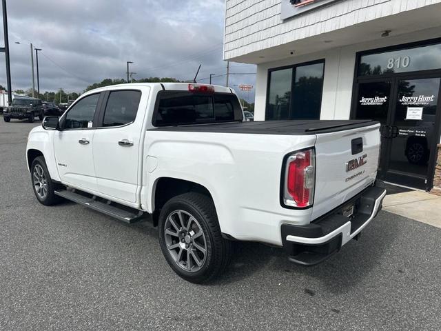 Photo of 2019 Summit White GMC Canyon