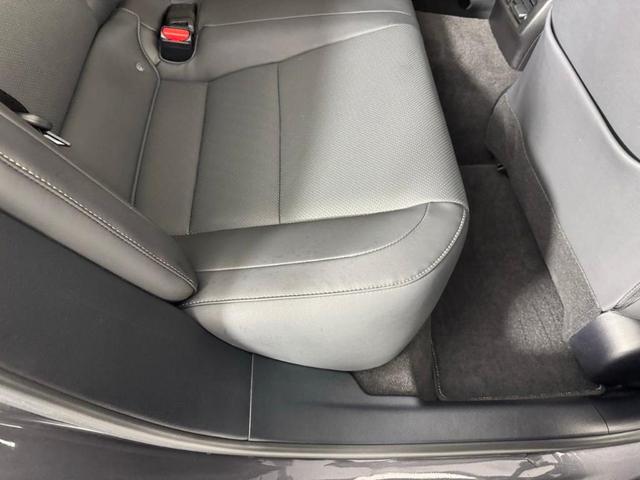 Photo of 2023 Gray Lexus IS 300