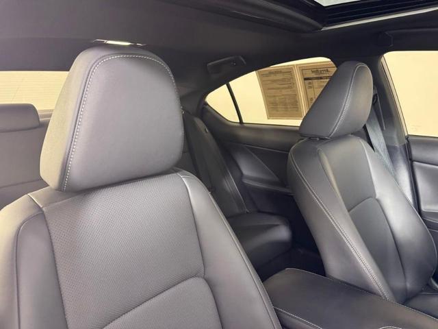 Photo of 2023 Gray Lexus IS 300
