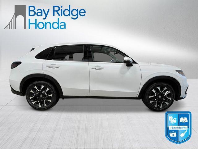 Photo of 2026 Platinum Honda HR-V