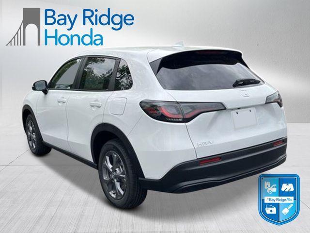 Photo of 2026 Platinum Honda HR-V